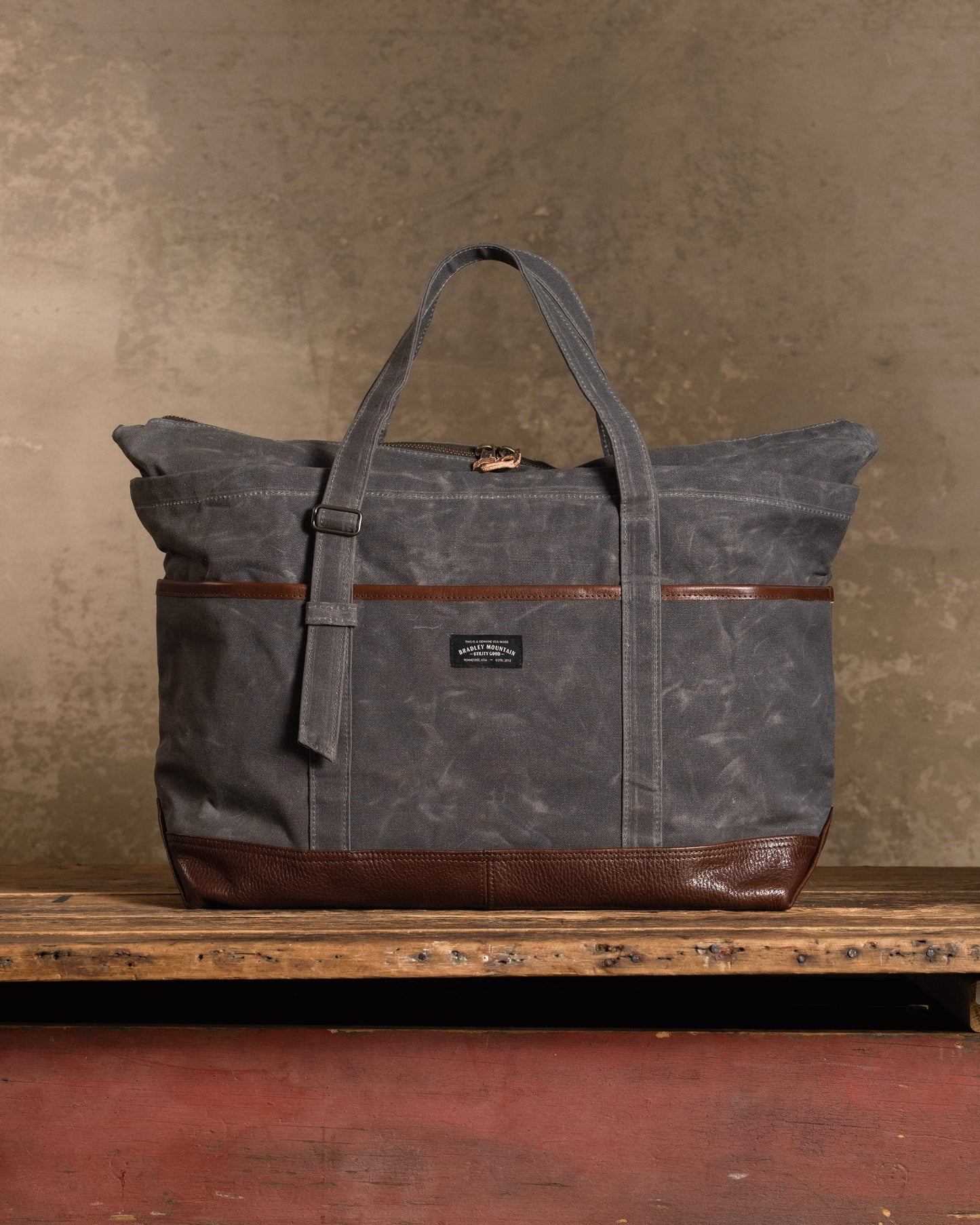 Charter Zipper Tote - Smoke
