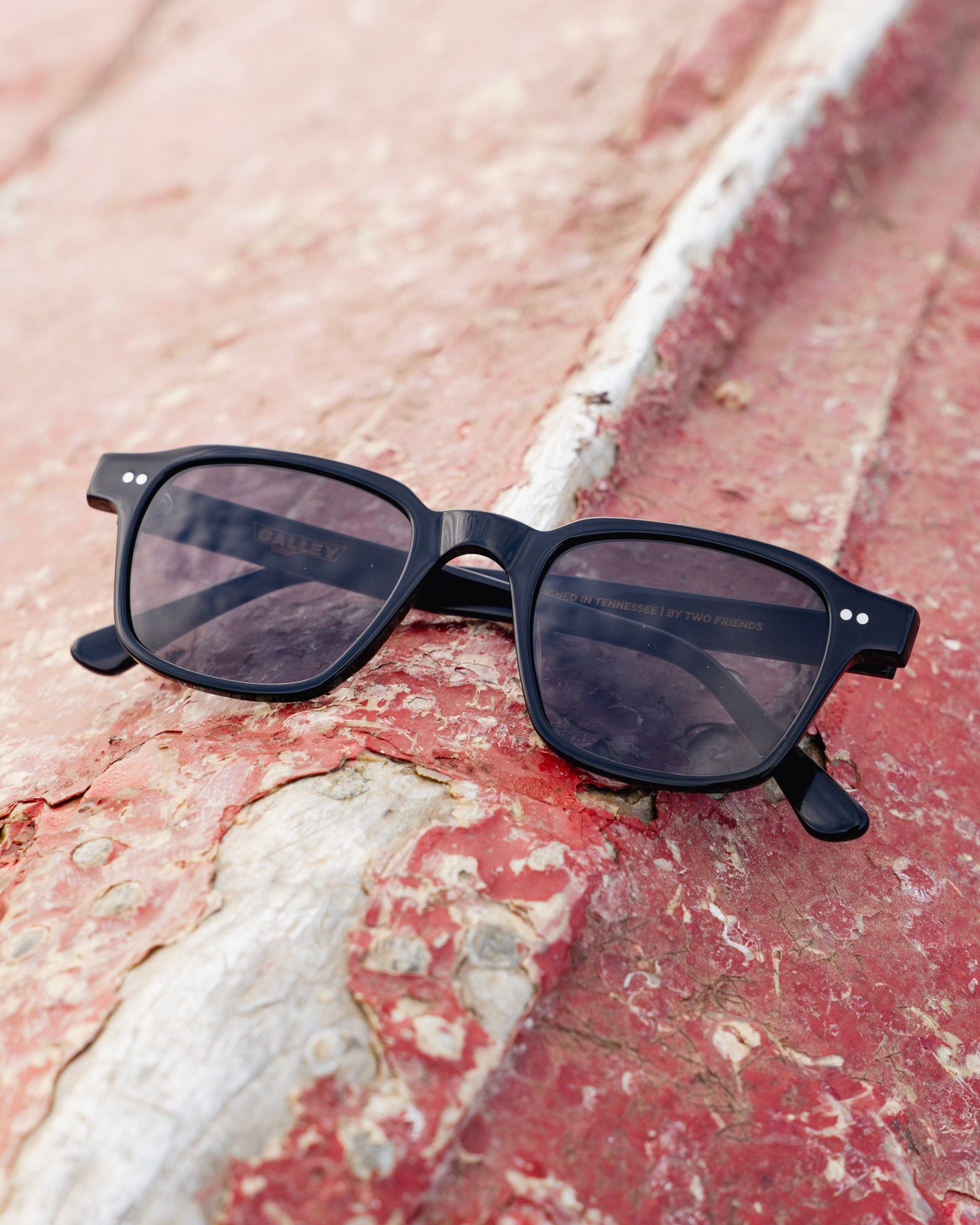 Lester Sunglasses / Black Acetate - Galley Lens