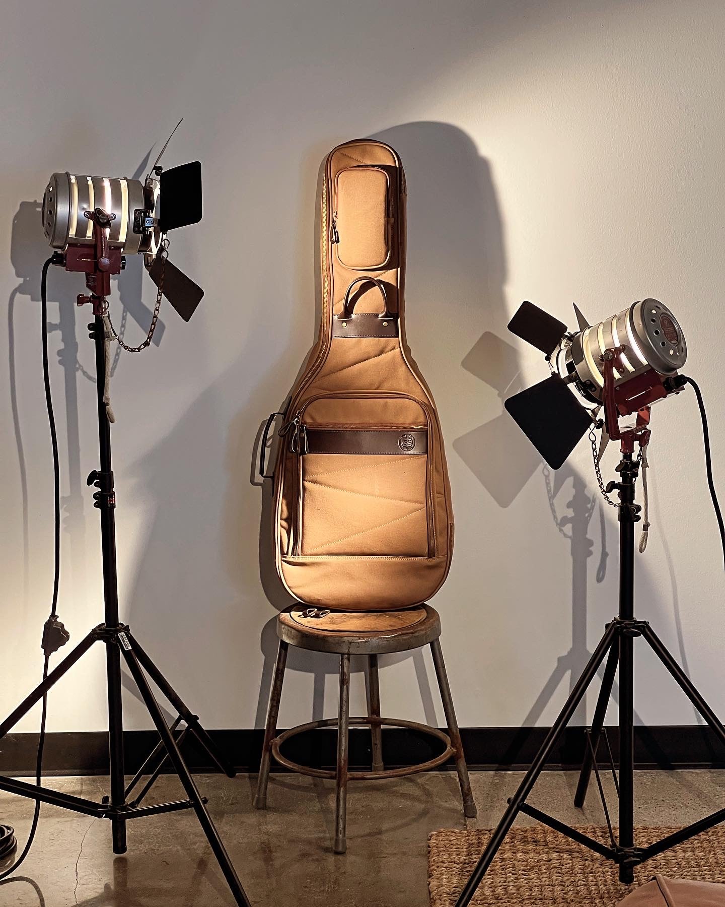 Guitar Satchel - Soft Sided Acoustic Guitar Gig Bag.