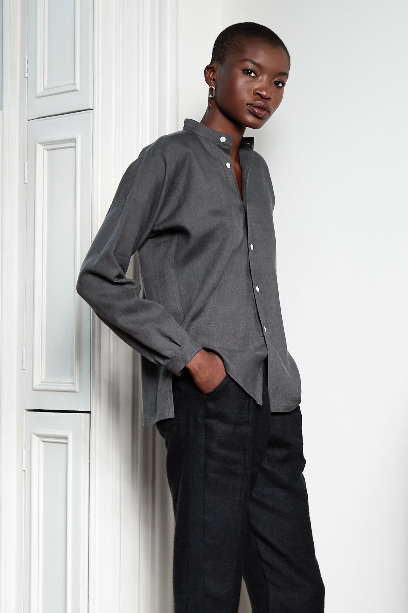 Drop-Sleeve Monk Shirt in Silver Grey Silk-Linen