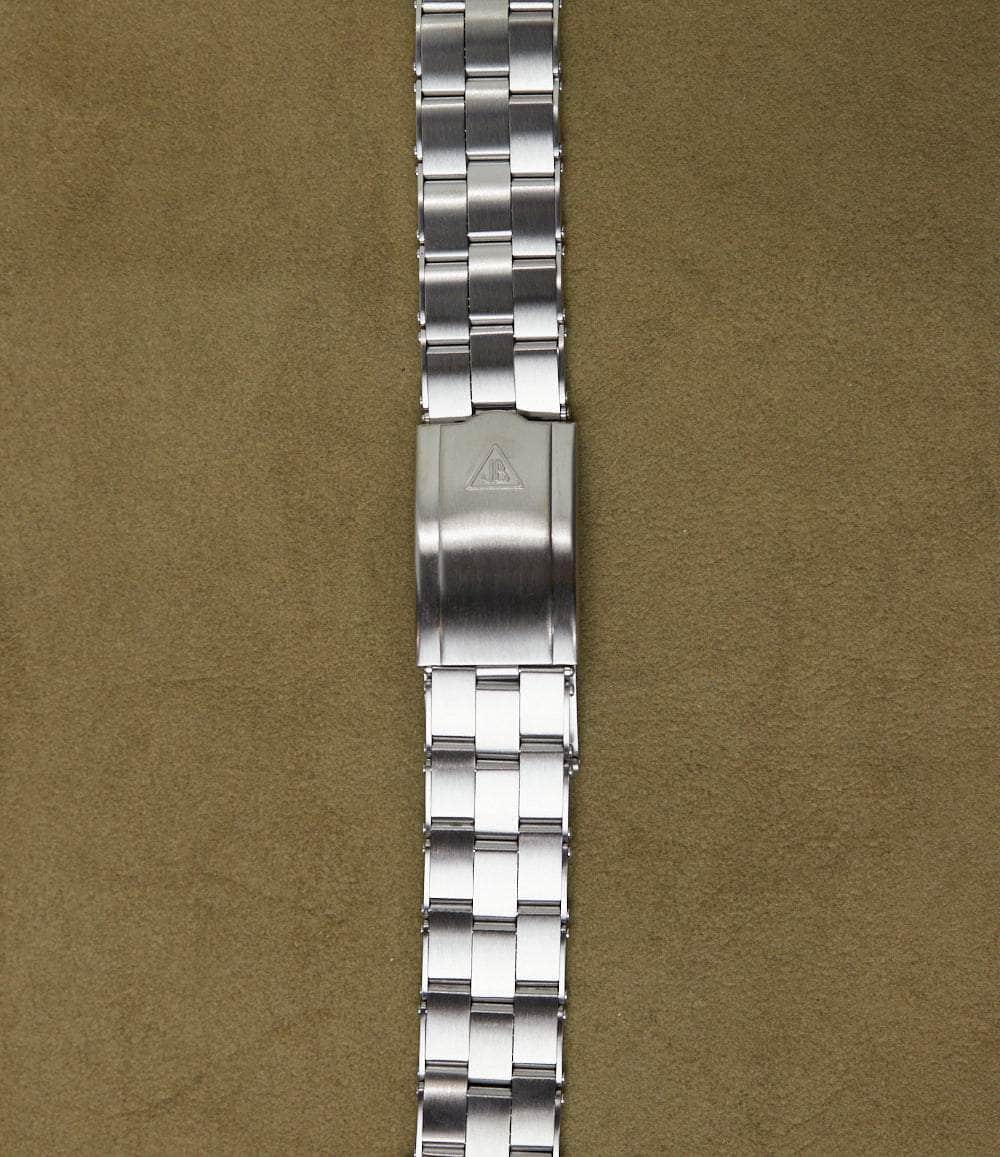 The Rivet Bracelet