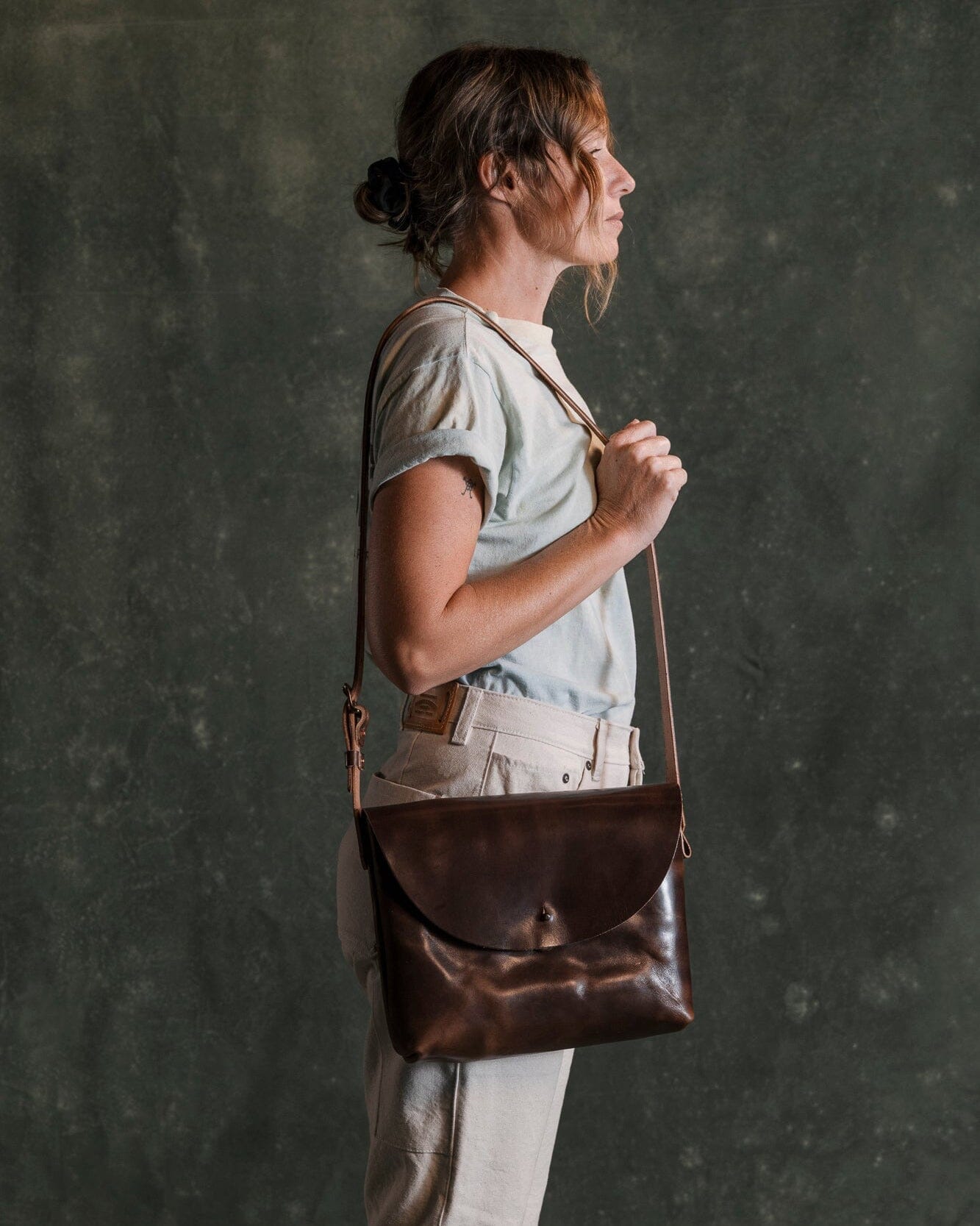 Rue Crossbody - Walnut