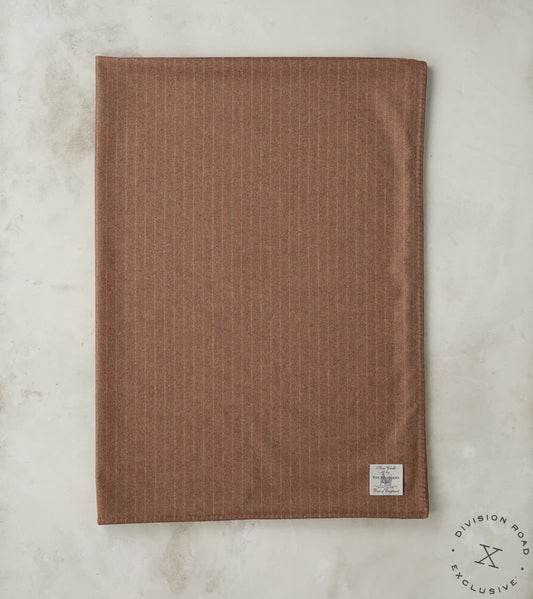 Chestnut Hollywood Silver Screen Twill Flannel Blanket