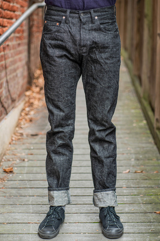 Samurai S211BK 17oz "Koku Benikei" Black Selvedge Relaxed Tapered - One Wash