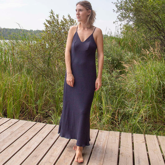 V-Neck Rib Midi Dress