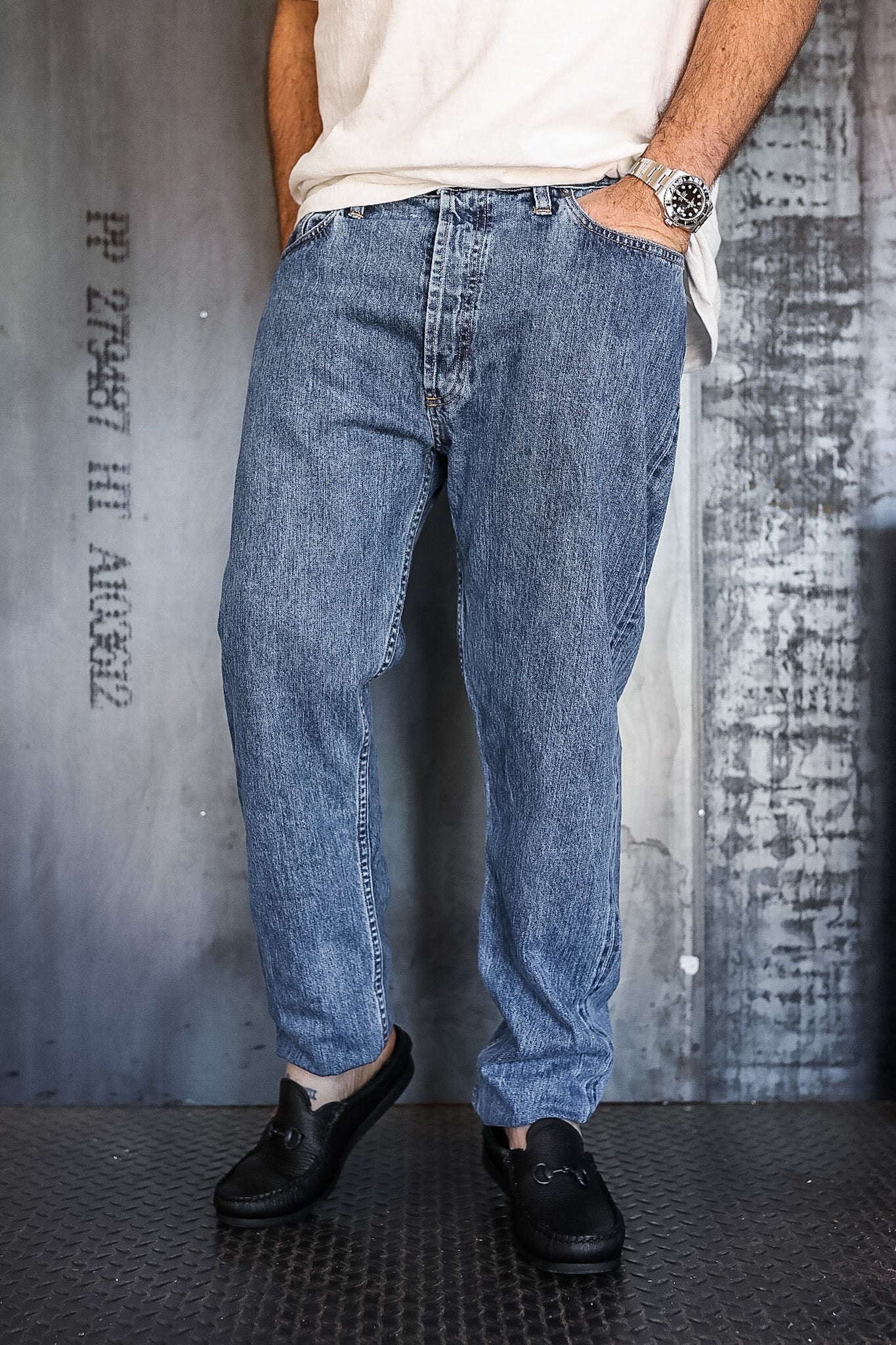 CT-⁠101xs Classic Tapered ⁠-⁠ Stonewashed Indigo Selvedge