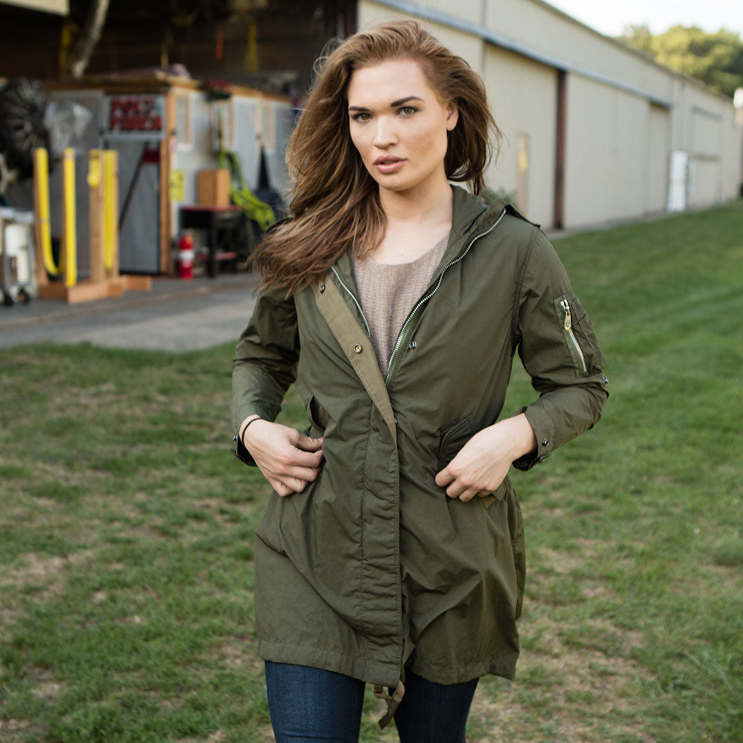 WAVES Fishtail Anorak W76V005